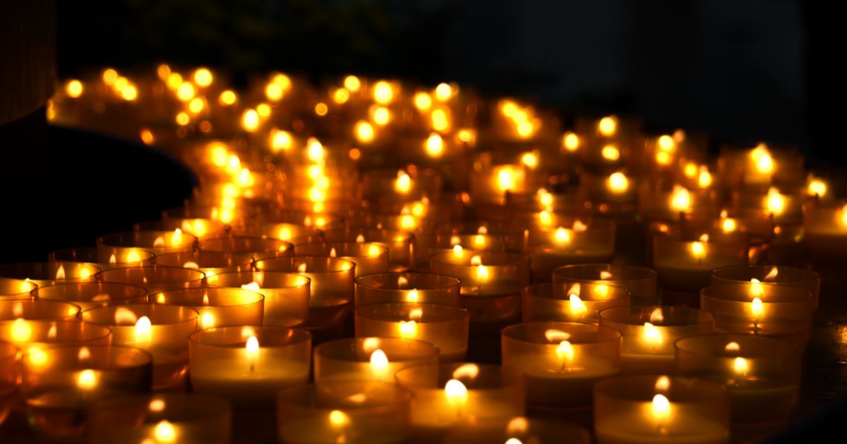 A Guide To Candlelight Concerts — Are They Worth It?